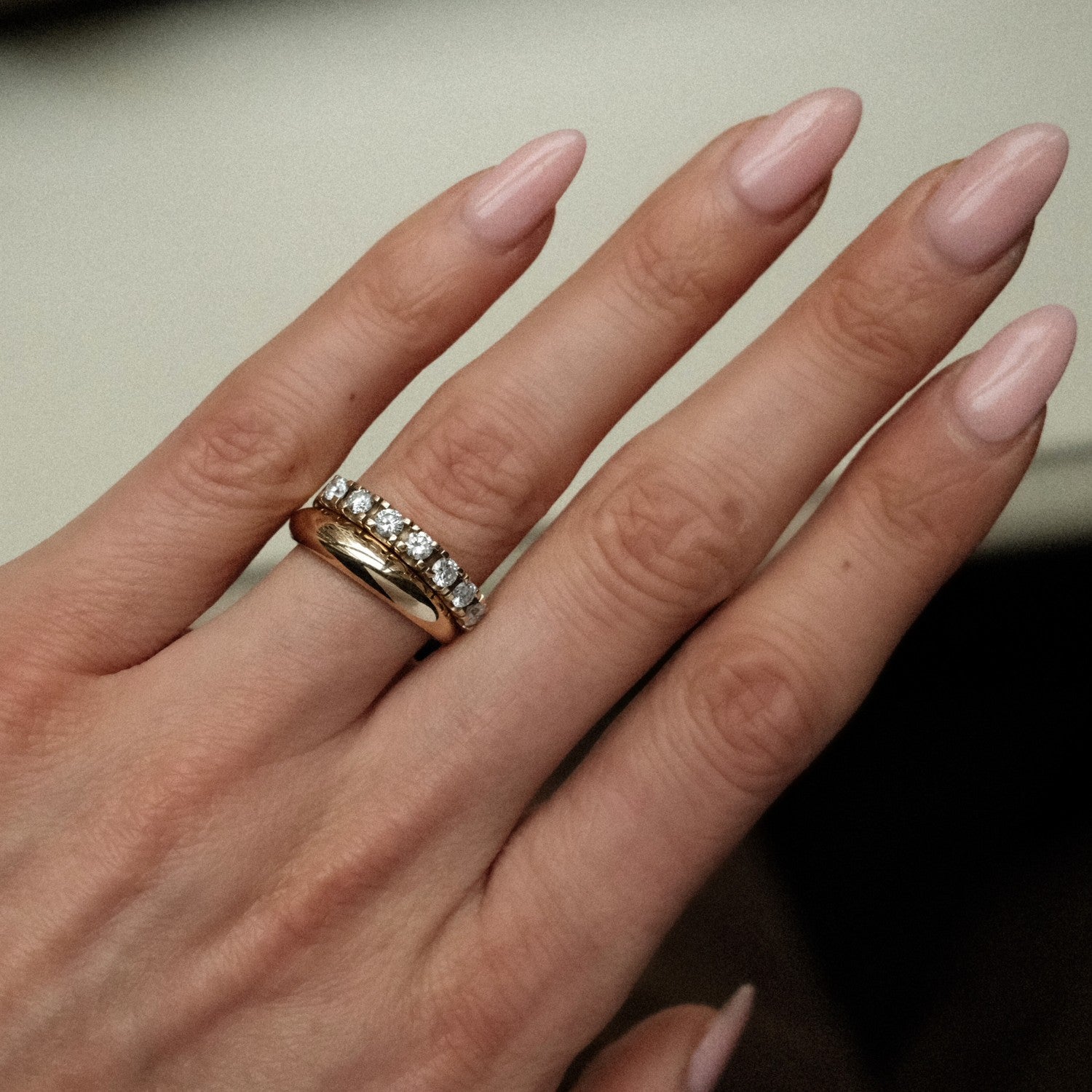 Slim Balloon and Oro Diamond Row Ring