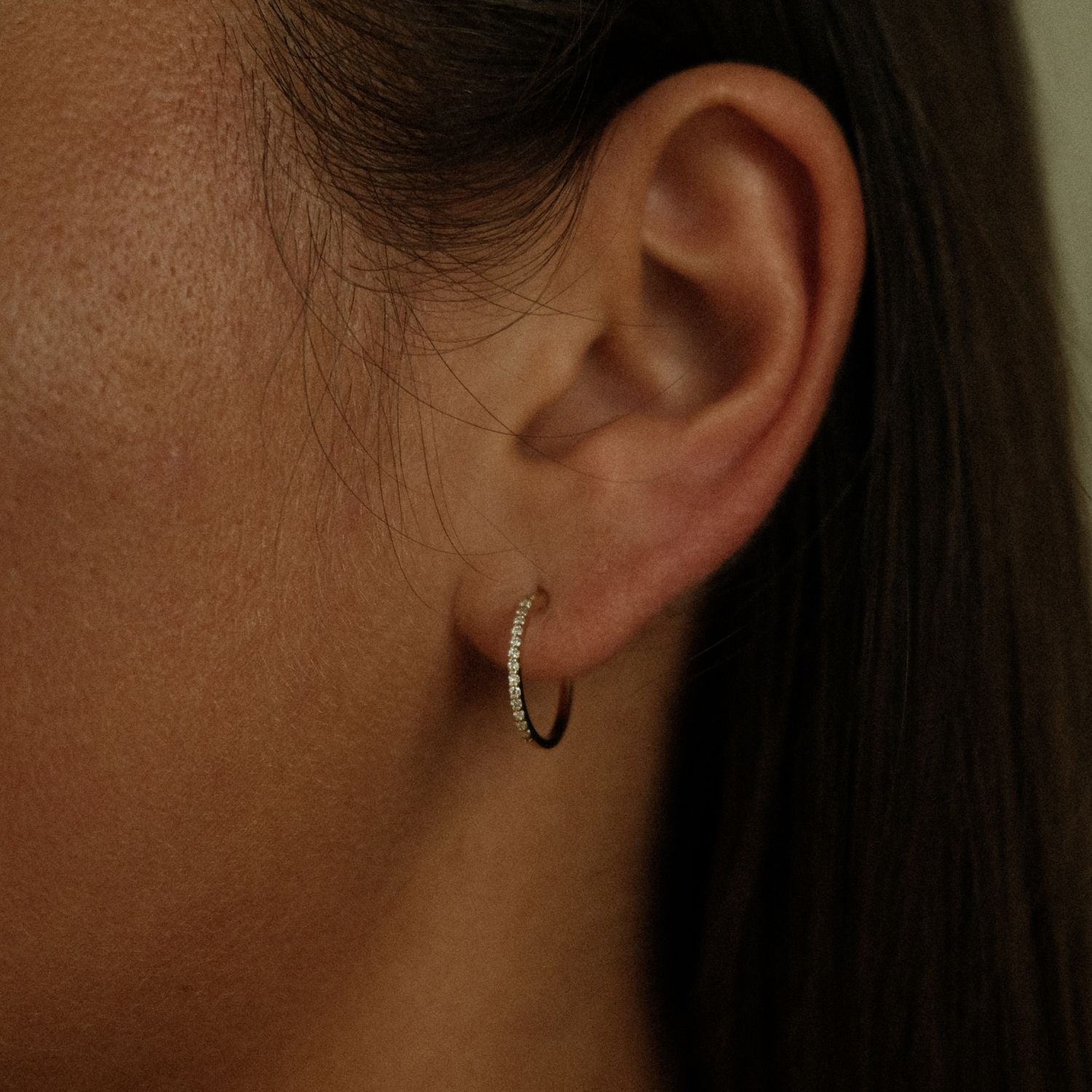 Slim Diamond Hoops Medium Gold