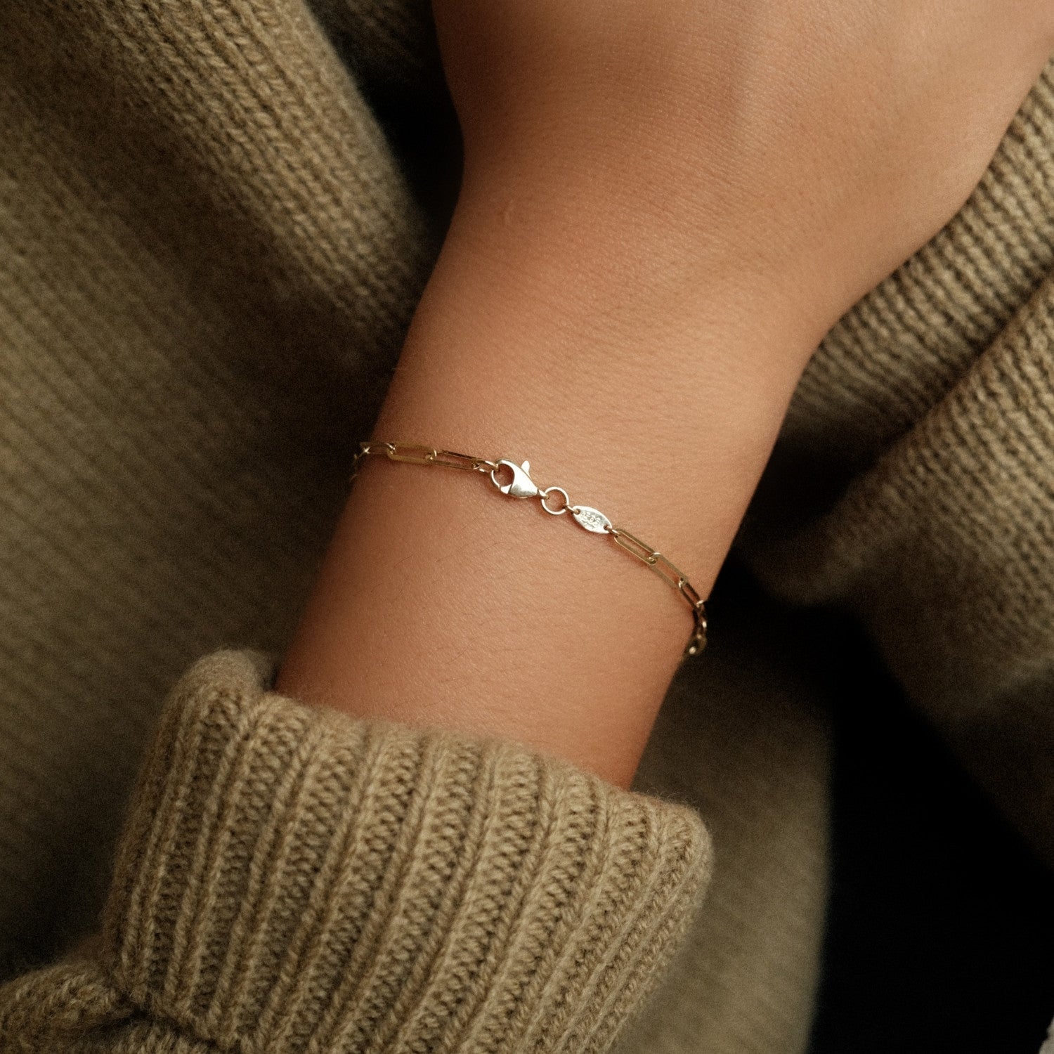 Sluiting platte paperclip armband