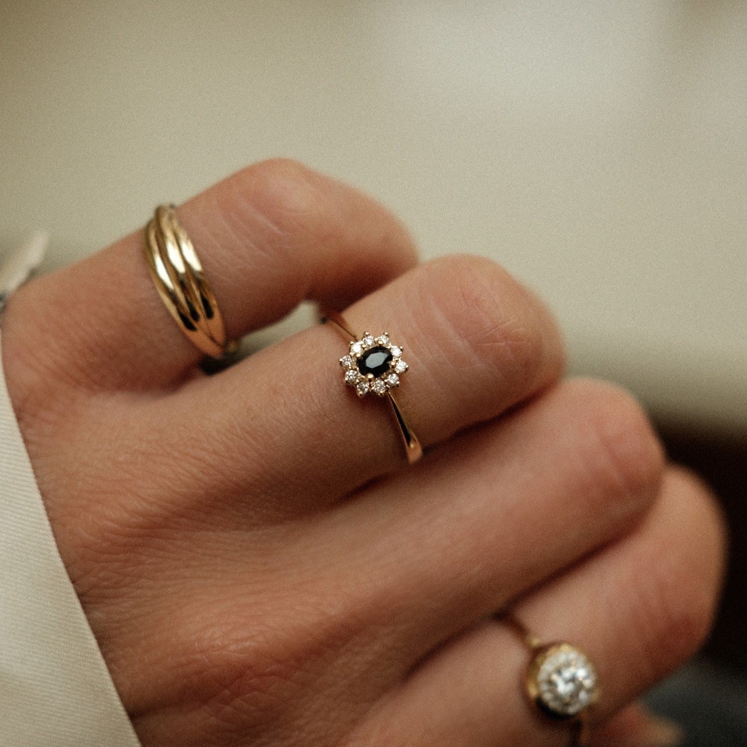 Small lady di ring gold