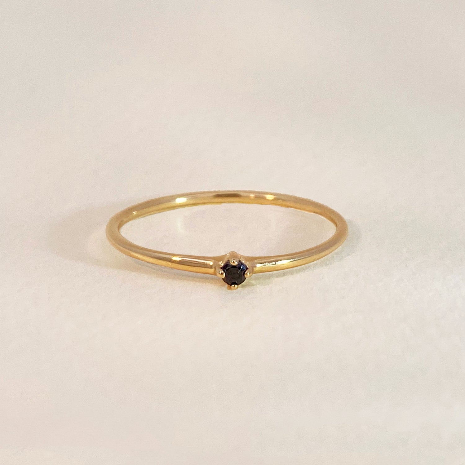 Solitair ring zwart