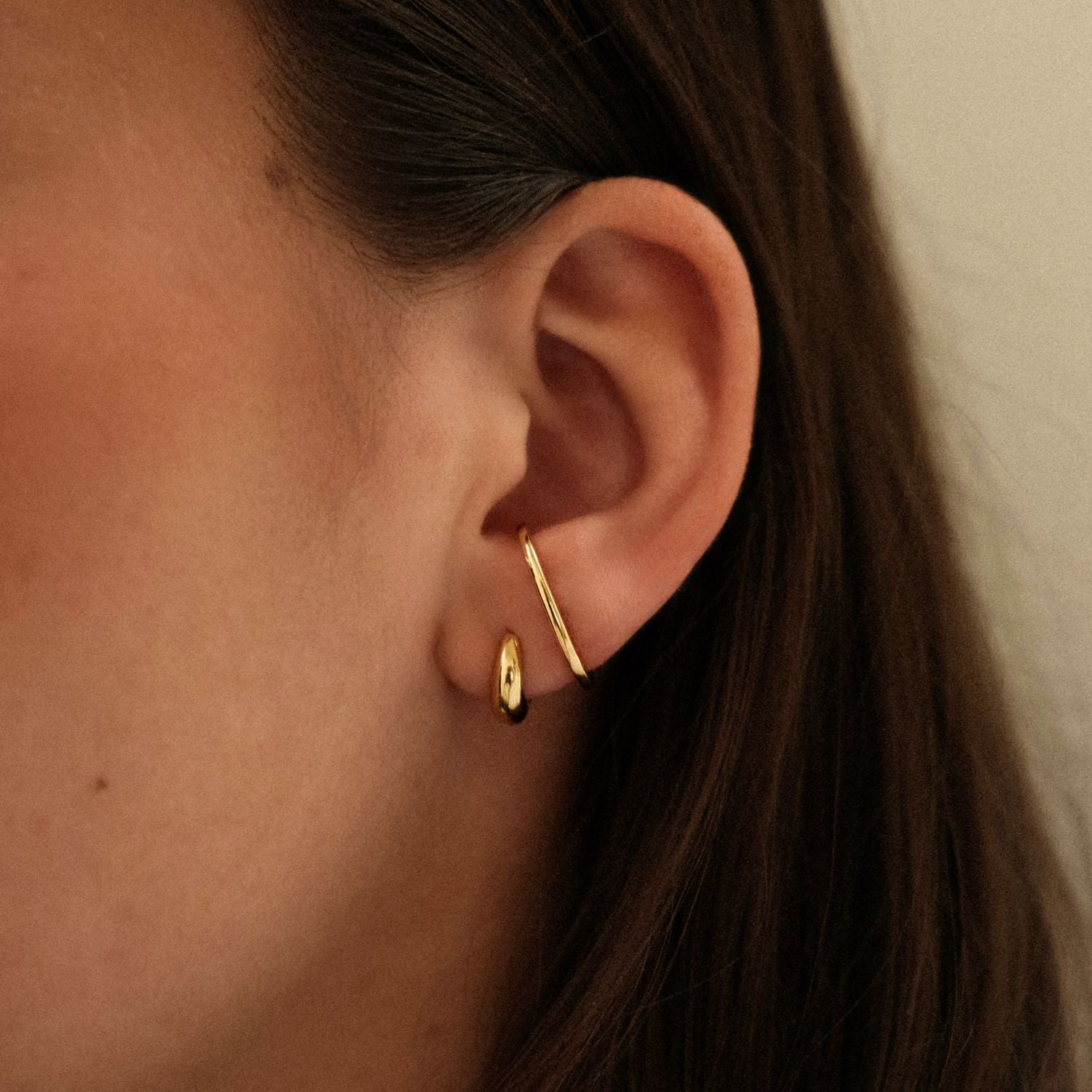 Suspender Oorbel en Teardrop Hoops