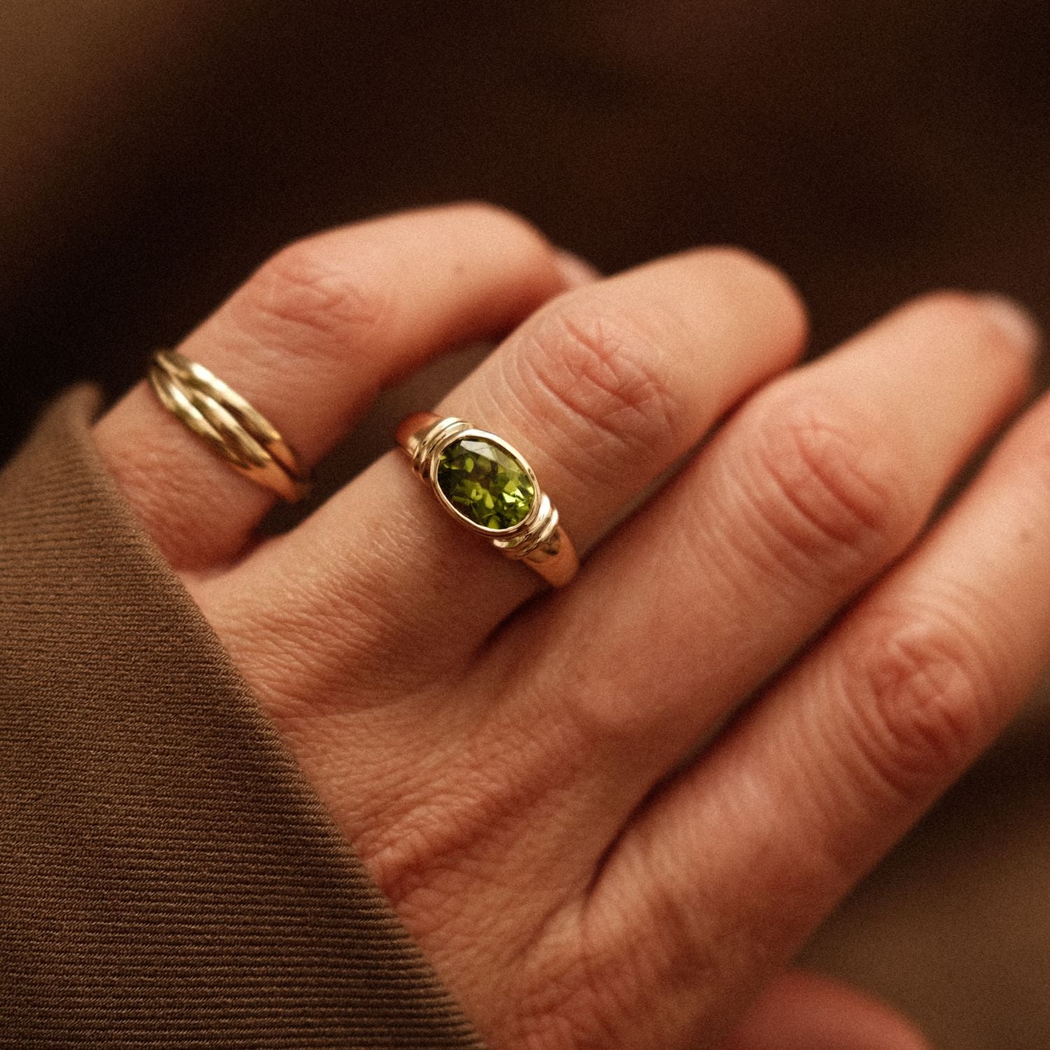 Unieke Peridoot Ring Goud