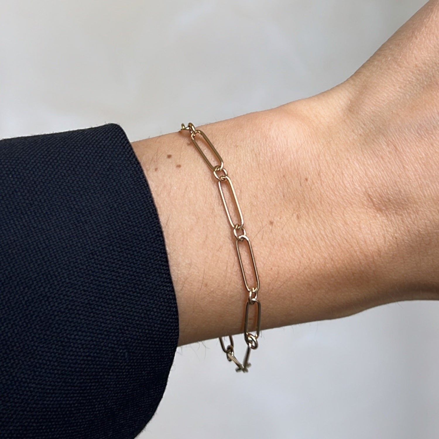 Unique Golden Paperclip Bracelet