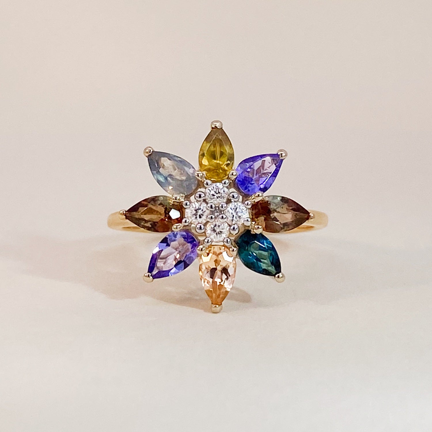 Old jewelry for sale 2025