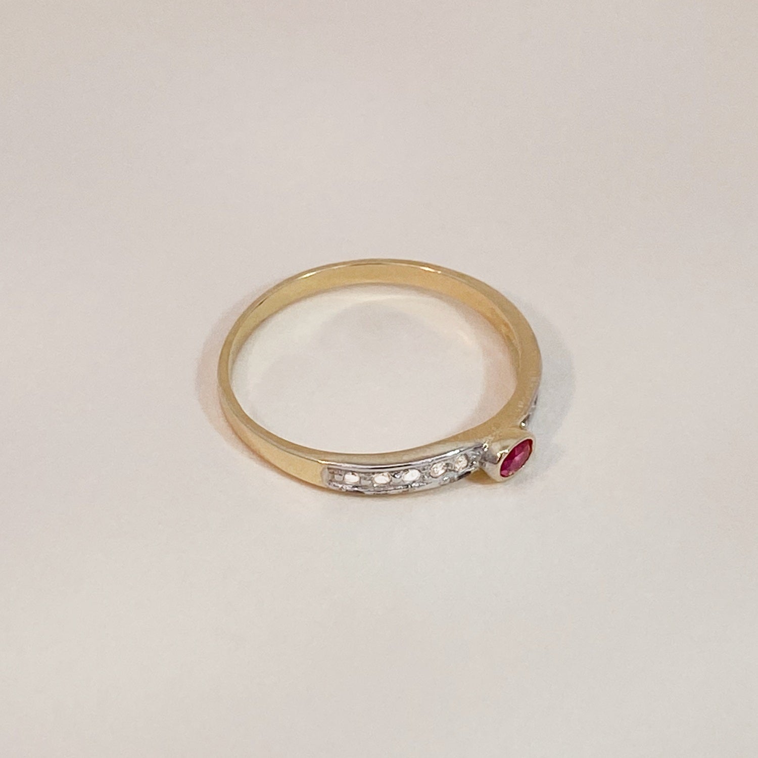 Vintage Pink Sapphires Ring