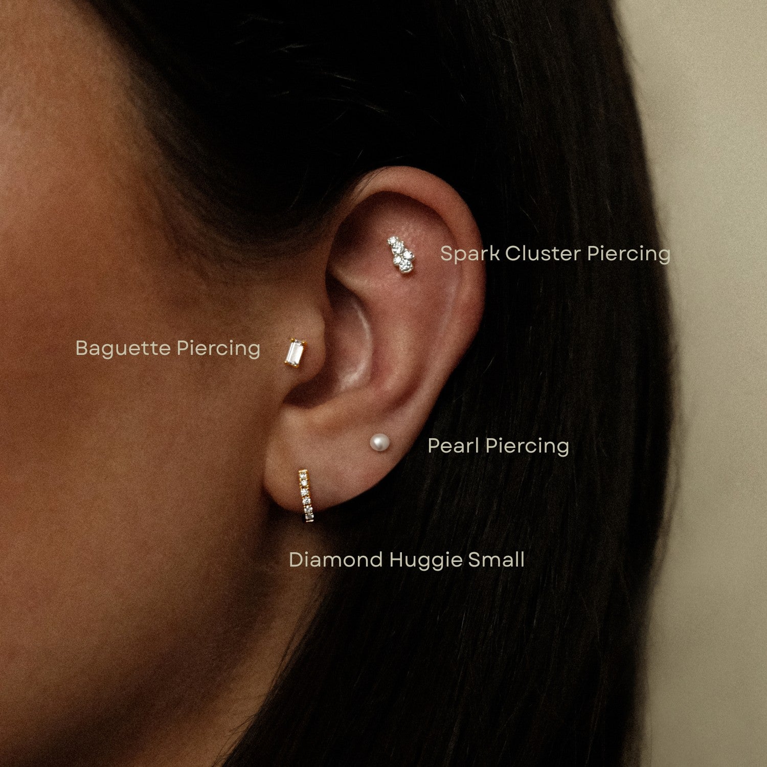 Zilver en gouden piercings