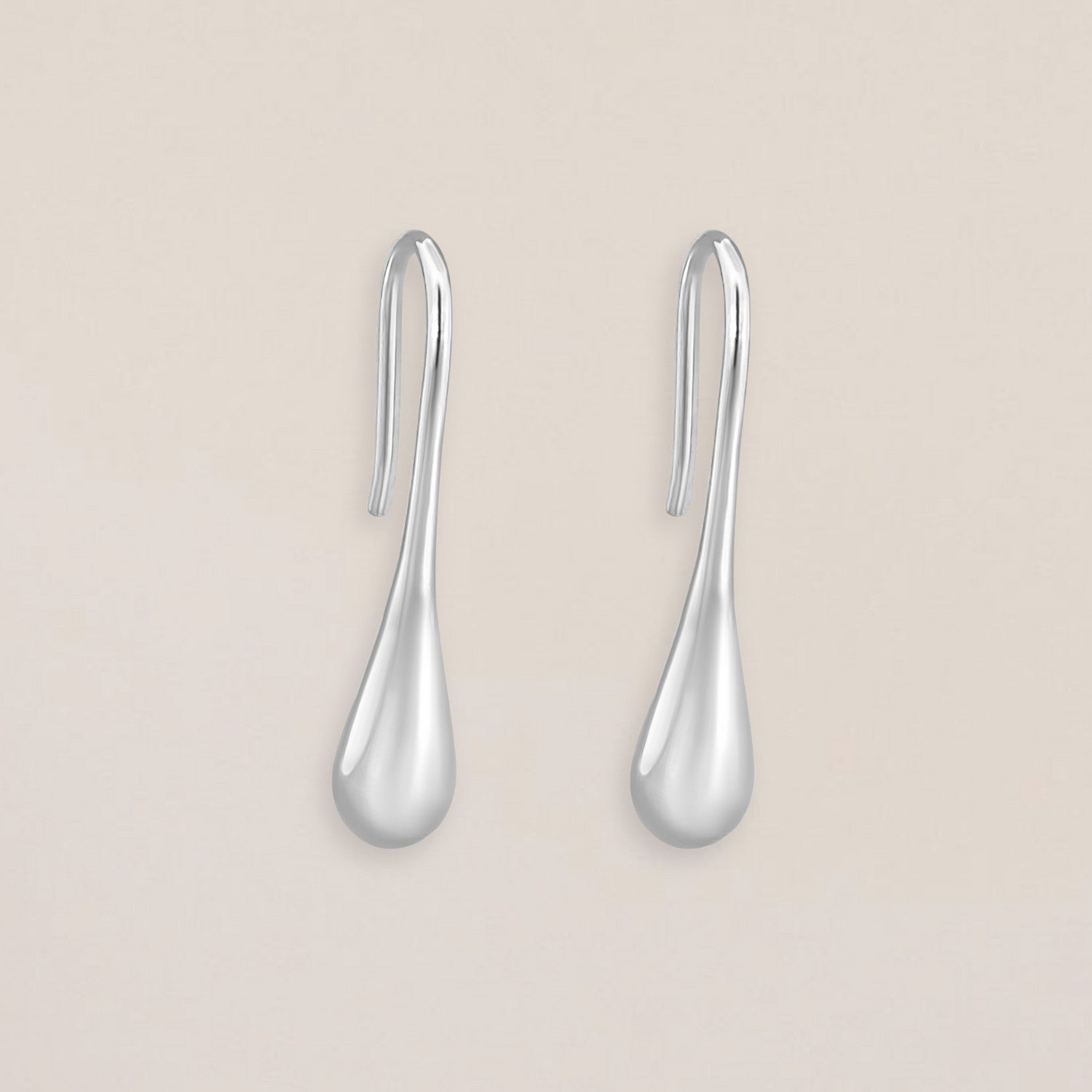 Zilveren druppel oorbellen haak