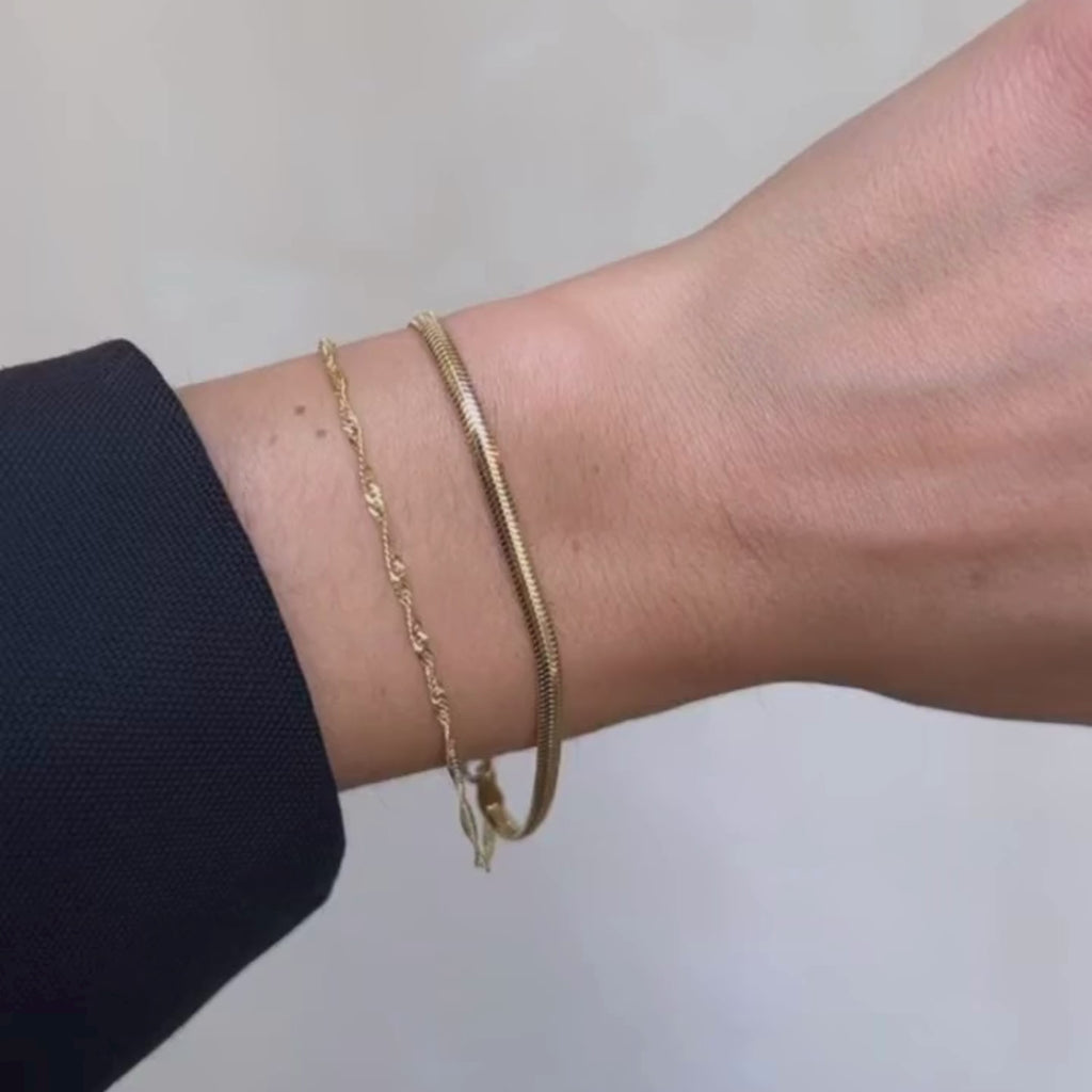 Classic Golden Snake Bracelet