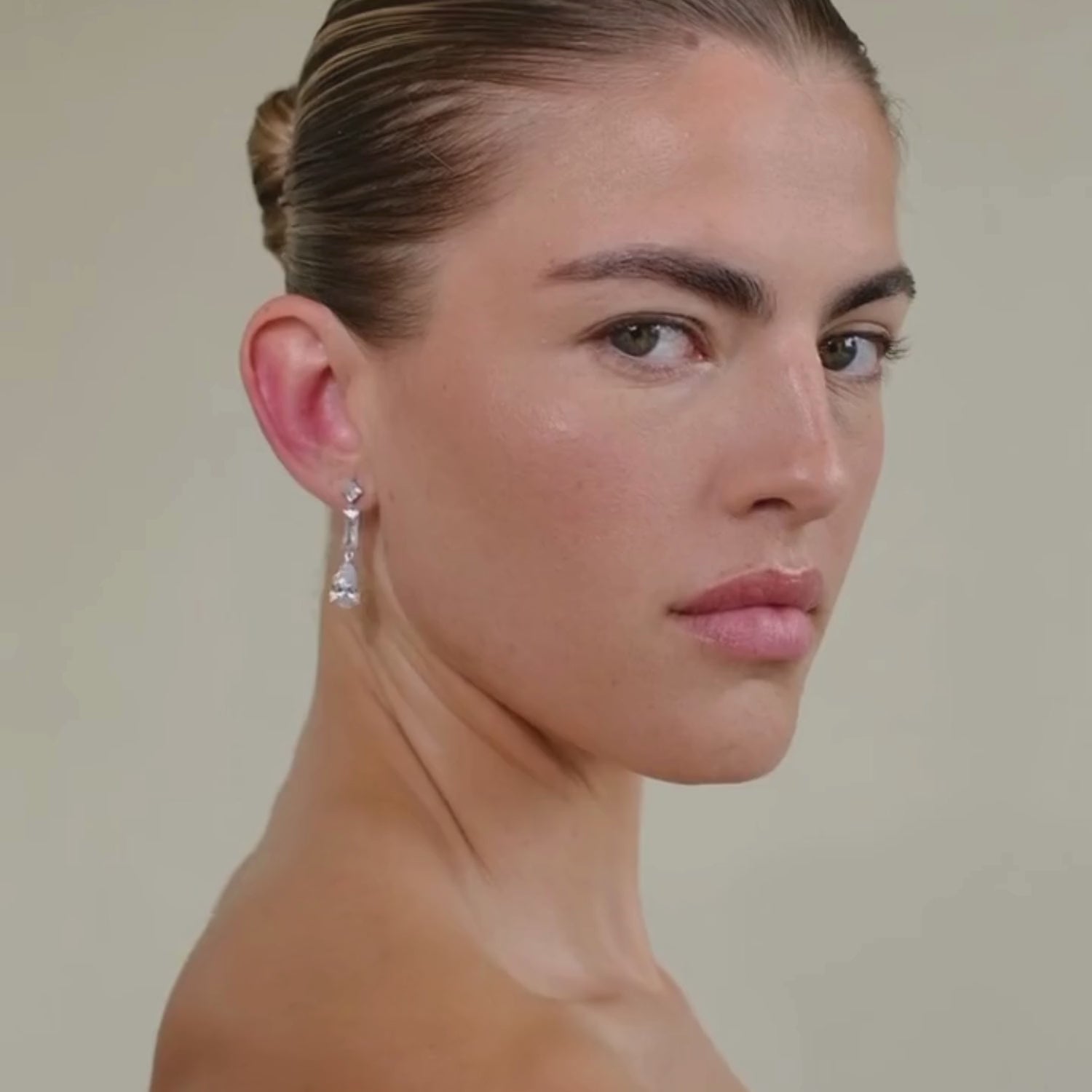 Pear drop festive earrings