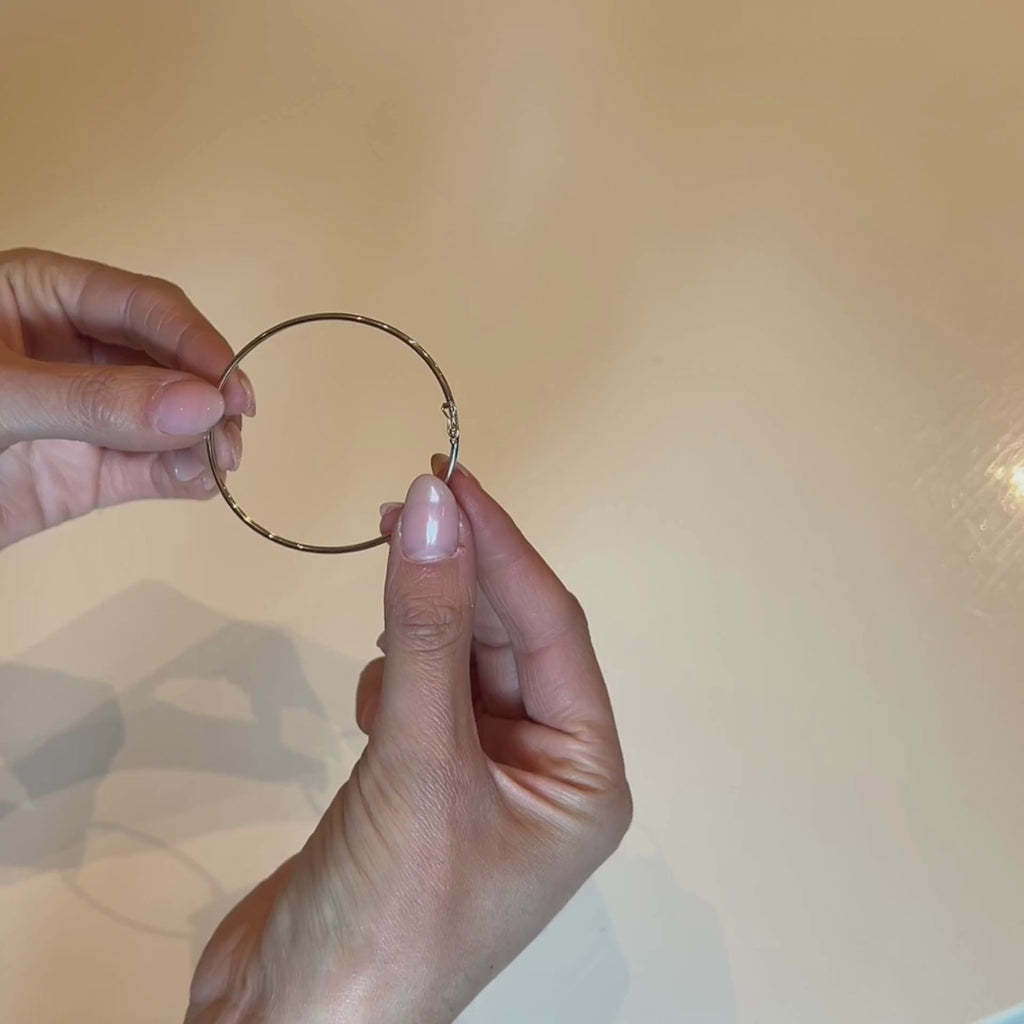 Fine Bangle